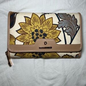 Spartina 449 Natural Linen Genuine Leather Clutch Floral Print Gold Hardware